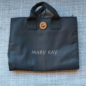 NWOT! Mary Kay Cosmetic brush bag!
